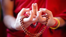 hand-mandala.jpg